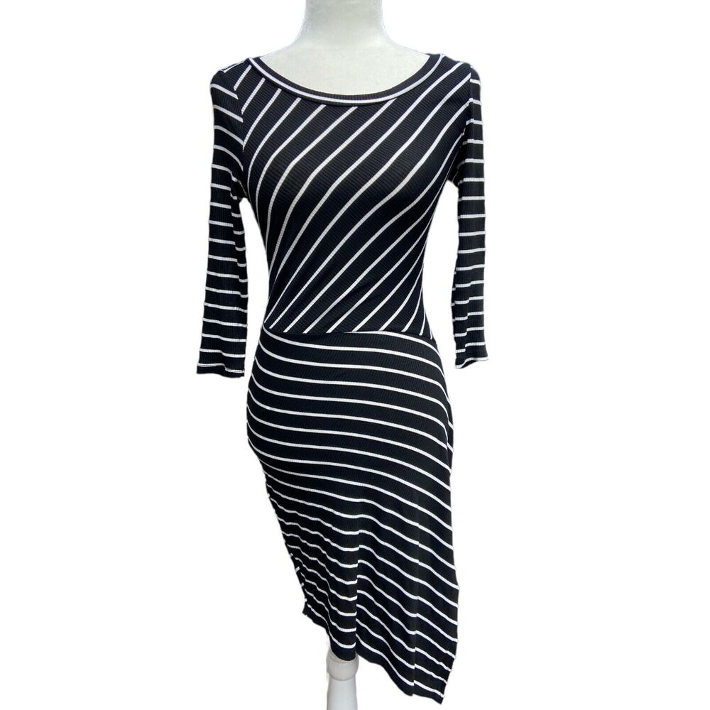 Lulus sz Small Striped Bodycon‎ Dress Black And White Asymmetrical Ribbed Slit